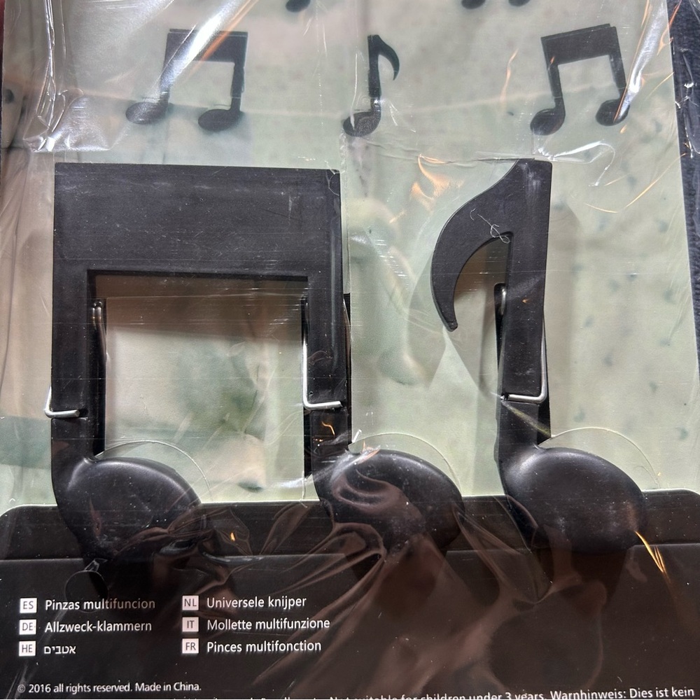 Black Music Note Clips - Picture 7 of 7
